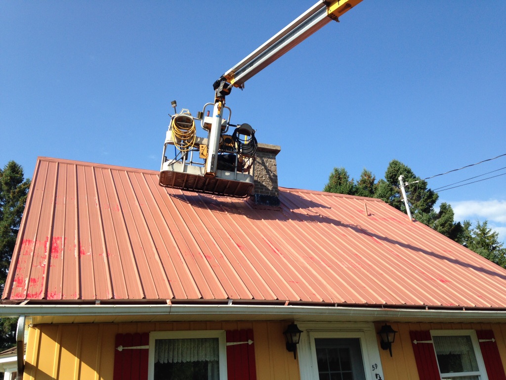 Lavage à pression de toiture à Morin Heights - Lavage Pression Net à Morin Heights
